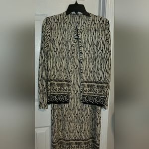 Ladies 2 pc suit